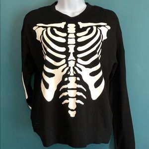New without tags H&M skeleton sweatshirt Halloween